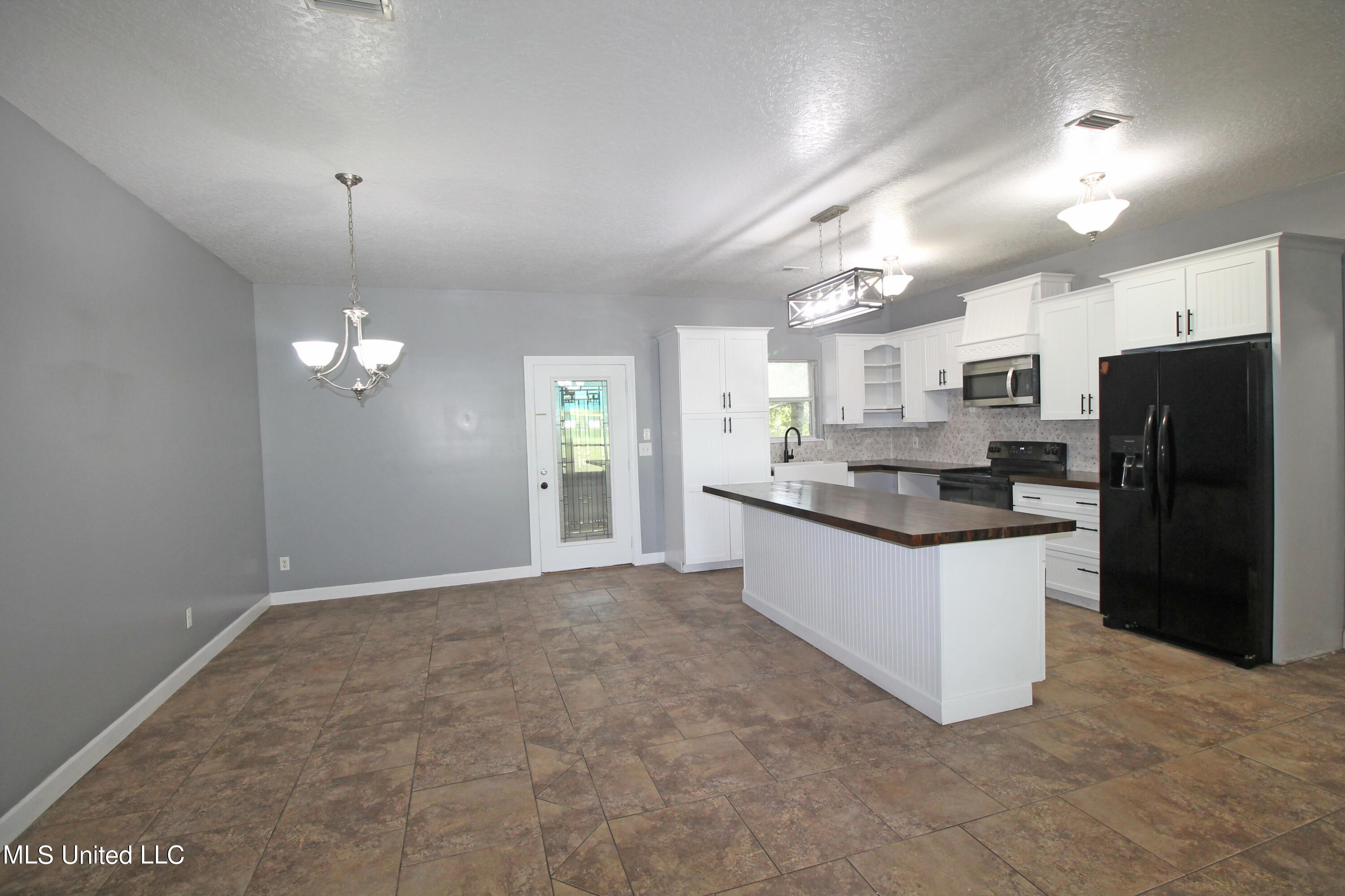 165 Tom Jones Road Lucedale, MS 39452 - Photo 13 of 48 2 (6)