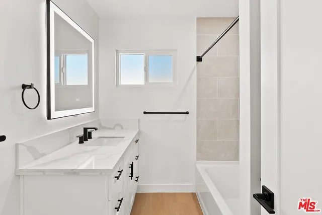 $3,400 | 4014 La Salle Avenue, Culver City, CA 90232