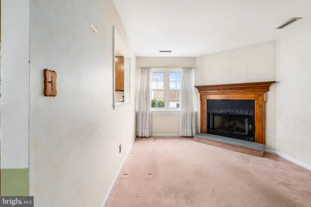 $334,900 | 102 Upper Valley Lane, Newark, DE 19711