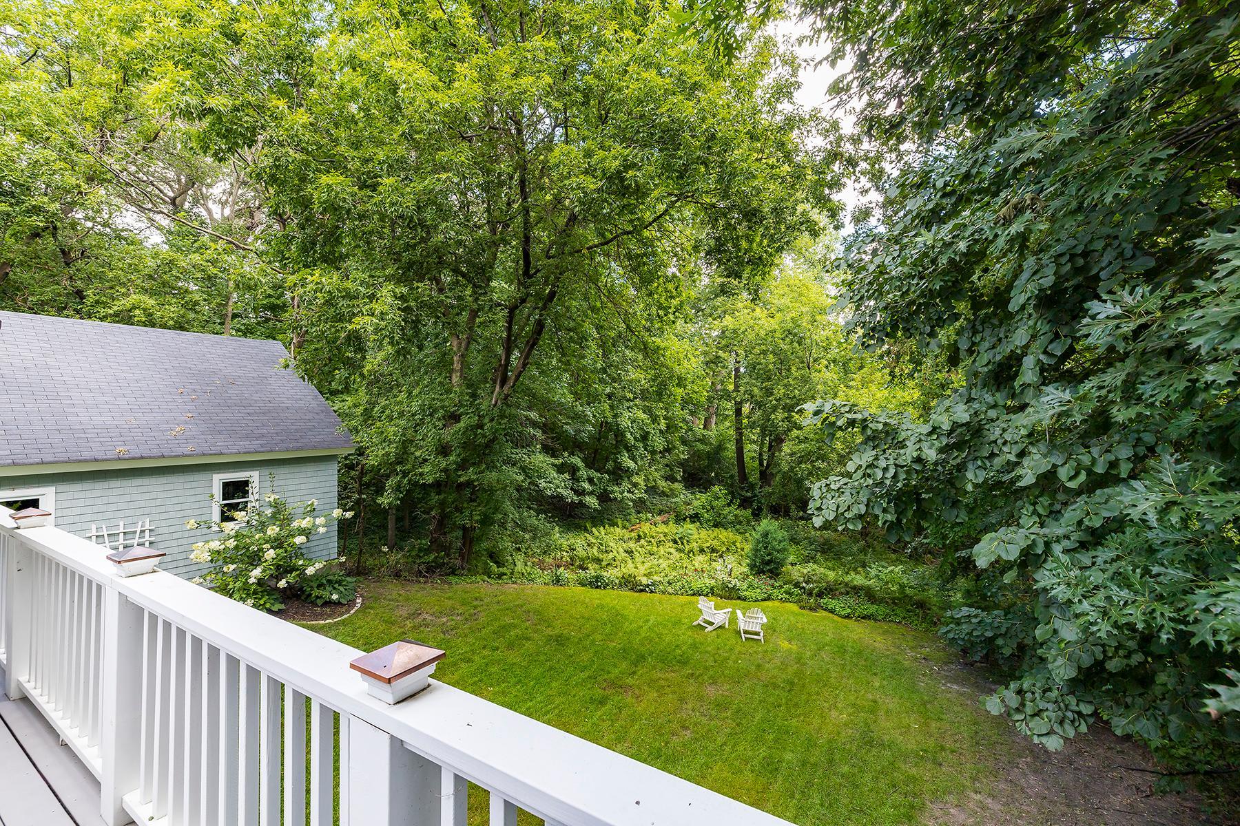 20500 Linwood Road Deephaven, MN 55331 - Photo 8 of 61