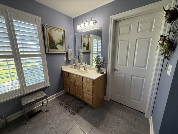 $695,000 | 646 Indian Creek Road, Huntland, TN 37345