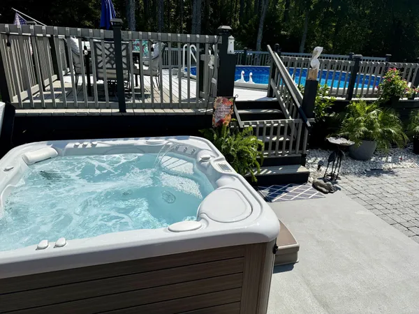 $695,000 | 646 Indian Creek Road, Huntland, TN 37345