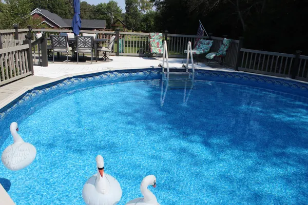 $695,000 | 646 Indian Creek Road, Huntland, TN 37345