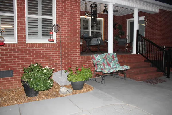 $695,000 | 646 Indian Creek Road, Huntland, TN 37345