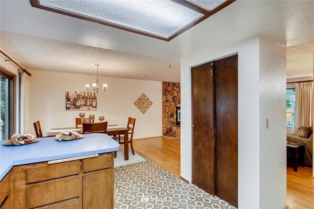 18226 Southeast Lake Youngs Road Renton, WA 98058 - Photo 11 of 24