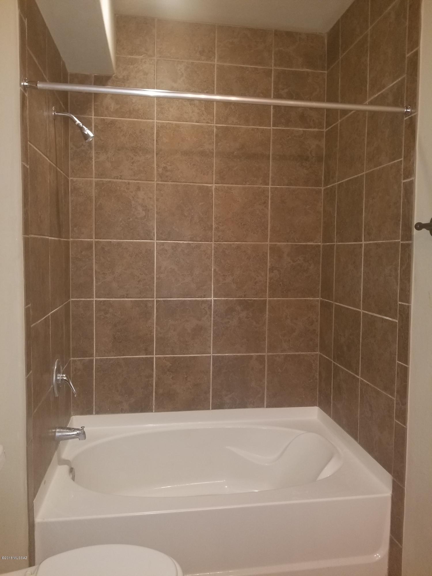 2550 East River Road, Unit 7104 Tucson, AZ 85718 - Photo 7 of 14