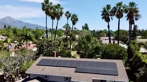 $1,274,500 | 2342 North Mills Avenue, Claremont, CA 91711