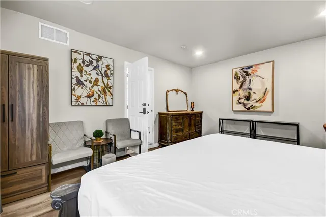 $1,279,000 | 2342 North Mills Avenue, Claremont, CA 91711