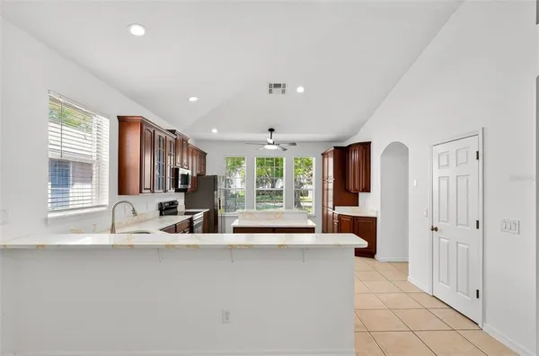 $2,500 | 7006 Pine Hollow Drive, Mount Dora, FL 32757