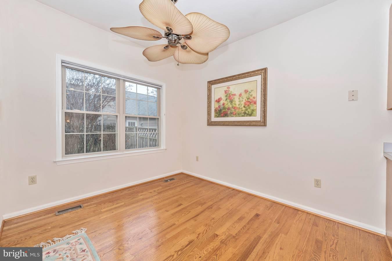 2426 Stoney Creek Road Frederick, MD 21701 - Photo 17 of 39 Sunroom perfect for casual dining, leads to yard.