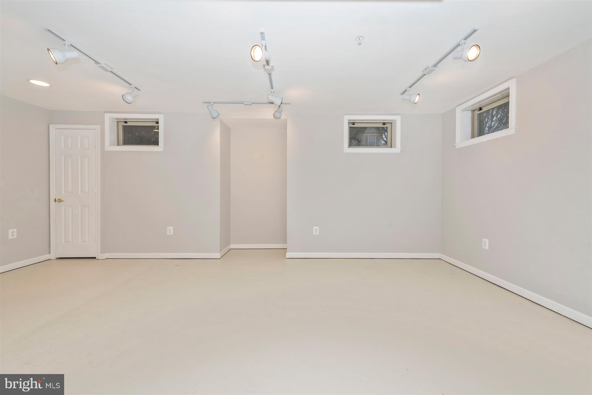 2426 Stoney Creek Road Frederick, MD 21701 - Photo 29 of 39 Bonus room perfect for crafts or workshop