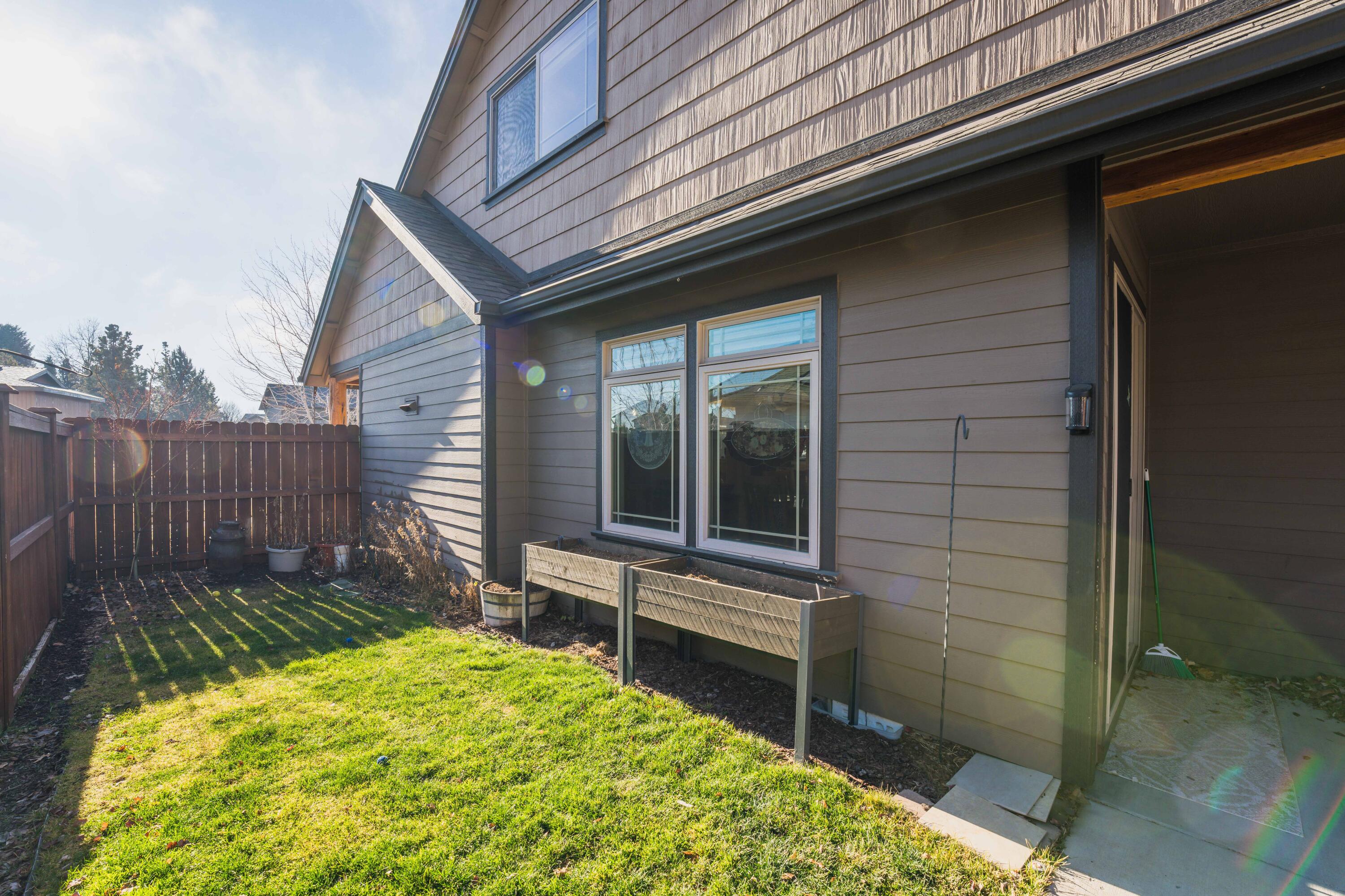 20794 Alpine Ridge Place Bend, OR 97701 - Photo 59 of 84 Alpine Ridge-27