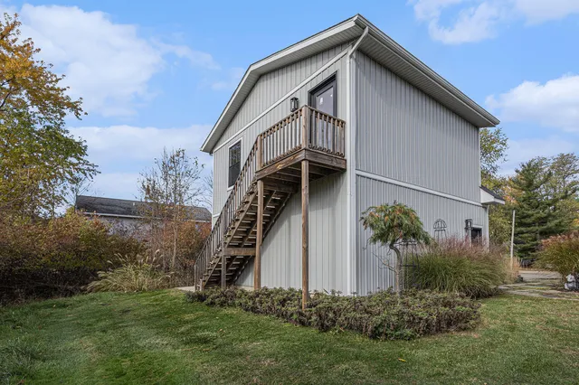 $899,000 | 6910 3rd Street, Douglas, MI 49406