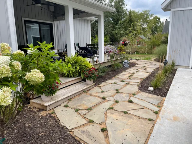 $899,000 | 6910 3rd Street, Douglas, MI 49406