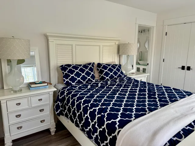 $899,000 | 6910 3rd Street, Douglas, MI 49406