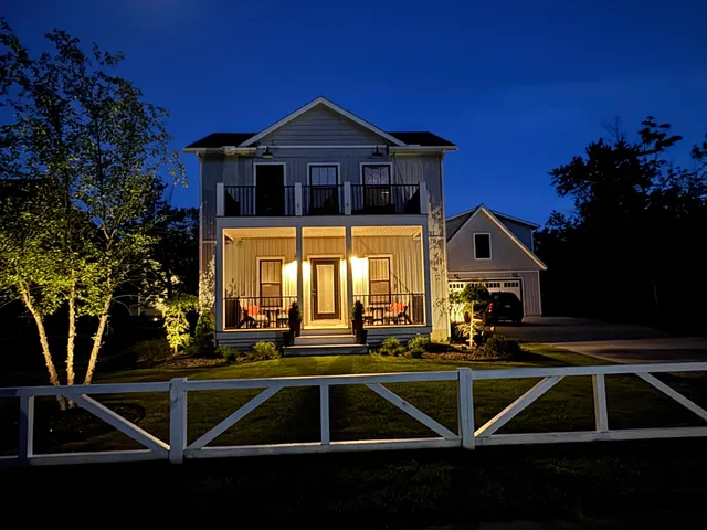 $899,000 | 6910 3rd Street, Douglas, MI 49406