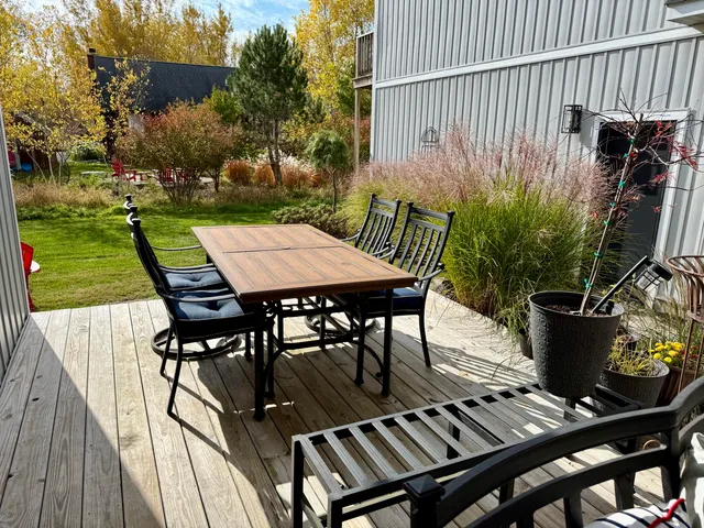 $899,000 | 6910 3rd Street, Douglas, MI 49406