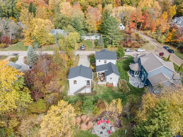 $899,000 | 6910 3rd Street, Douglas, MI 49406