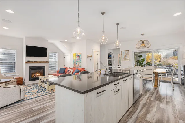 $899,000 | 6910 3rd Street, Douglas, MI 49406