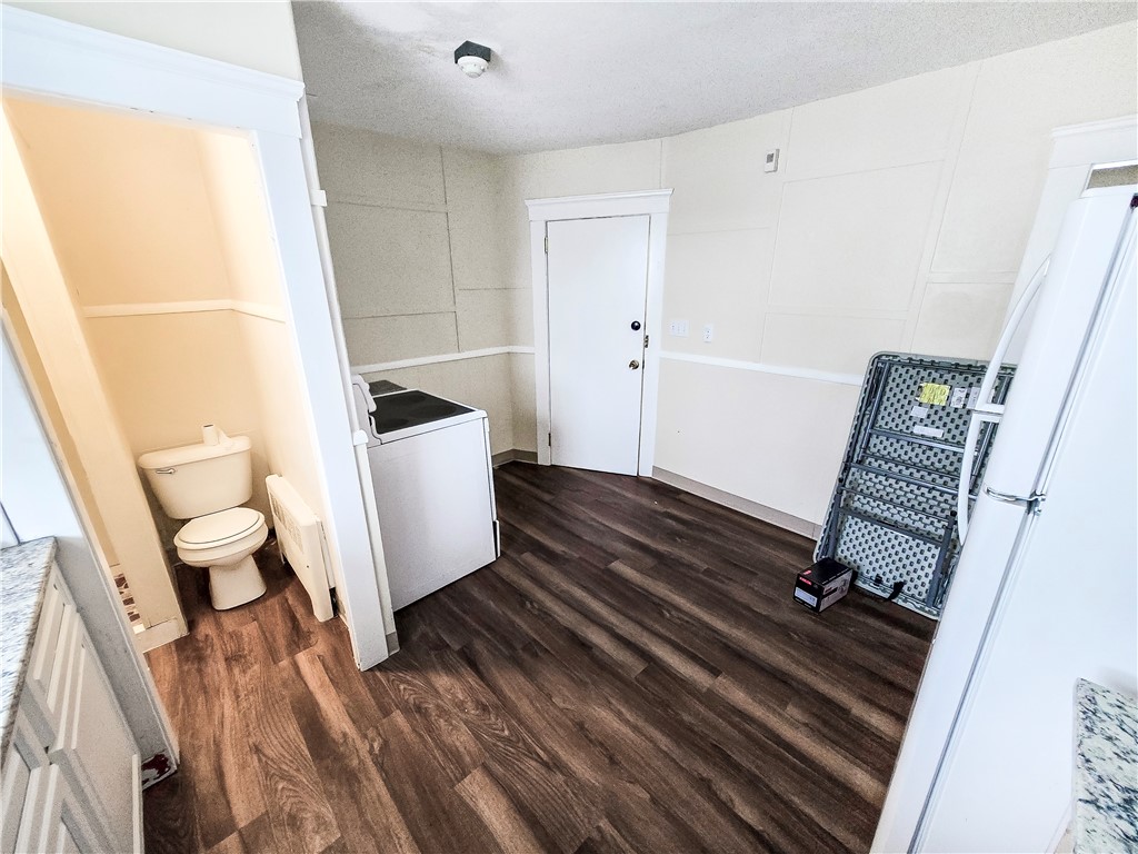106 Baxter Street Pawtucket, RI 02861 - Photo 11 of 39 Gallery Image 11