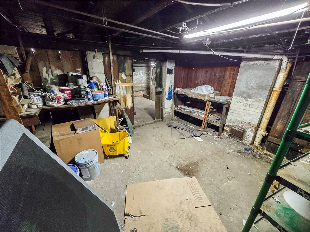 106 Baxter Street Pawtucket, RI 02861 - Photo 39 of 39 Gallery Image 39