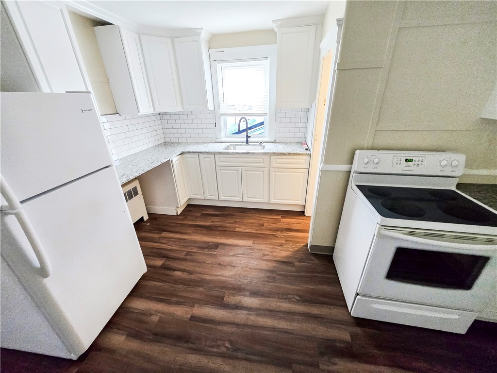 106 Baxter Street Pawtucket, RI 02861 - Photo 5 of 39 Gallery Image 5