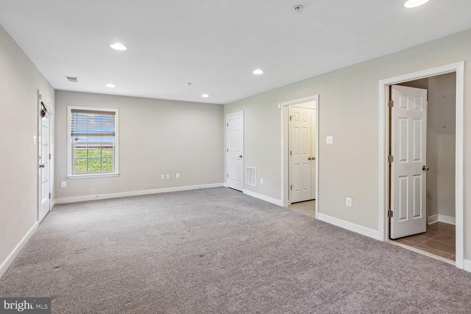 14010 Fox Hill Road Sparks Glencoe, MD 21152 - Photo 47 of 57 Family Room
