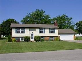 1310 Lakeview Bend Rochester, IN 46975 - Photo 1 of 19