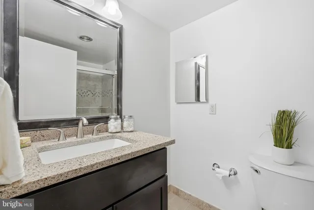 $315,000 | 2311 Pimmit Drive, Unit 105, Falls Church, VA 22043