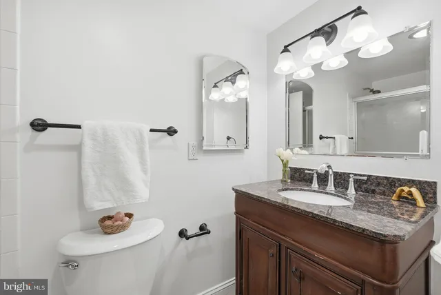 $315,000 | 2311 Pimmit Drive, Unit 105, Falls Church, VA 22043