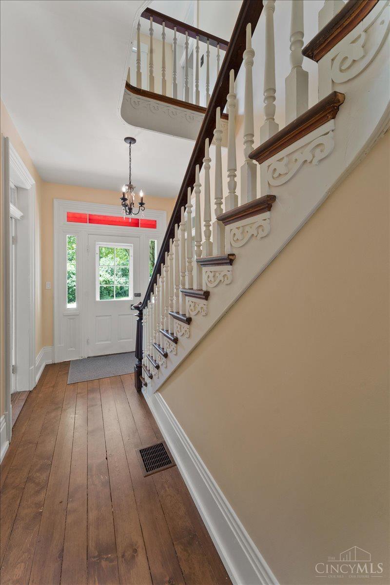 2466 Hamilton Road Lebanon, OH 45036 - Photo 15 of 50 Gallery Image 15