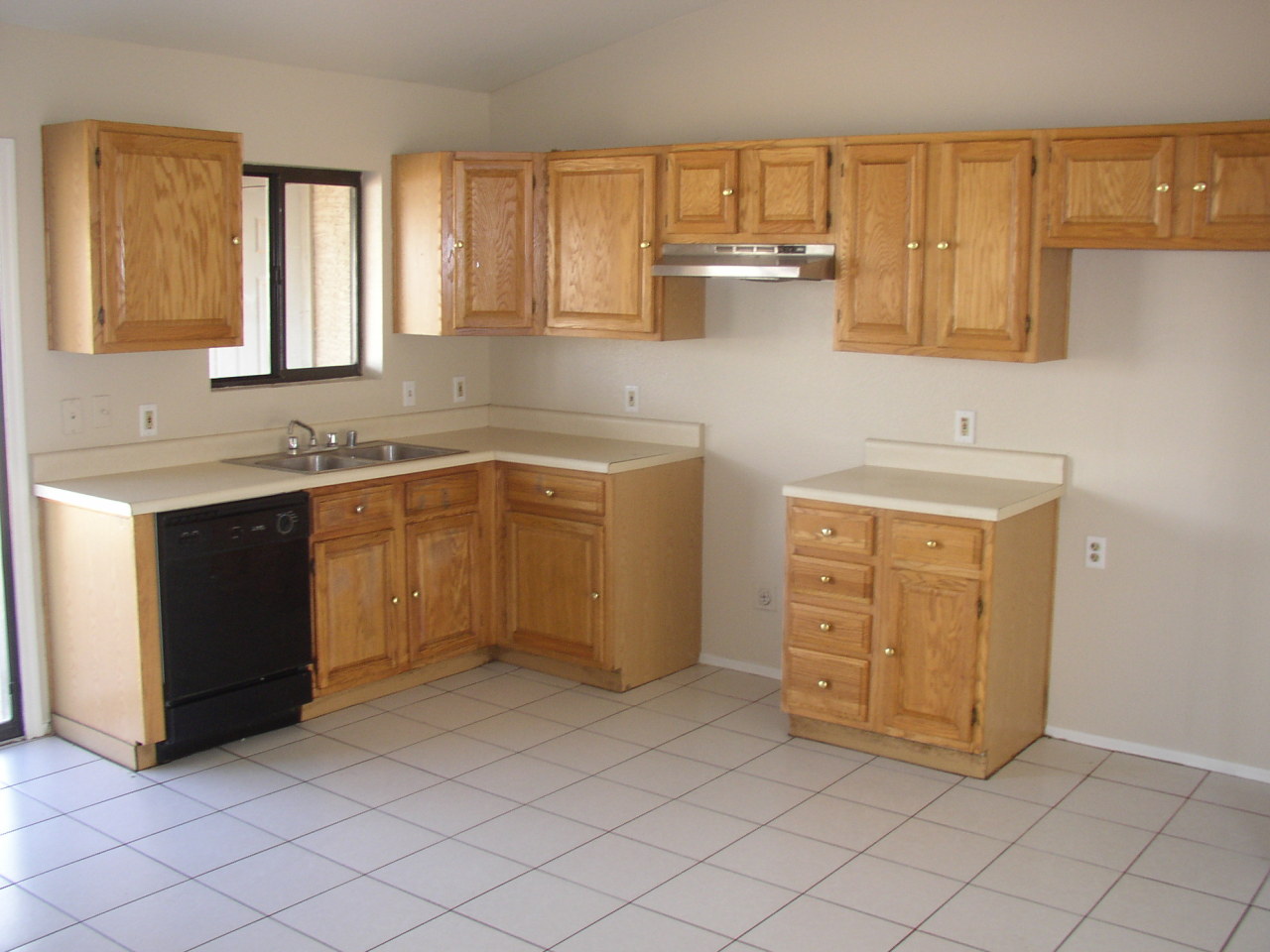 3146 West Coronado Road Phoenix, AZ 85009 - Photo 3 of 7 KITCHEN