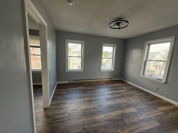 $2,200 | 18 Meadow Street, Unit 2, Taunton, MA 02780