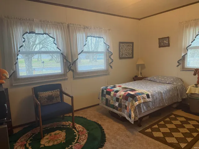 $128,000 | 1109 South Monroe Street, Hartford City, IN 47348