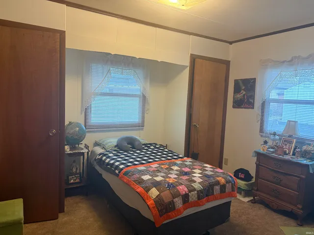 $128,000 | 1109 South Monroe Street, Hartford City, IN 47348