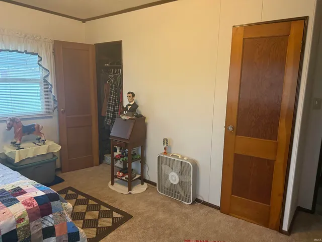 $128,000 | 1109 South Monroe Street, Hartford City, IN 47348