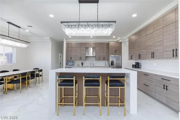 $8,000 | 6525 Ponderosa Way, Las Vegas, NV 89118