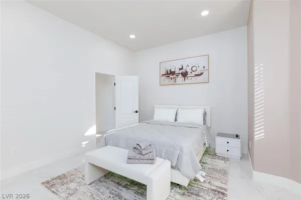 $8,000 | 6525 Ponderosa Way, Las Vegas, NV 89118