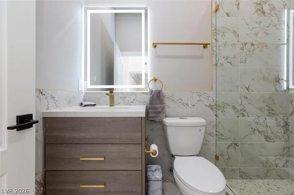 $8,000 | 6525 Ponderosa Way, Las Vegas, NV 89118