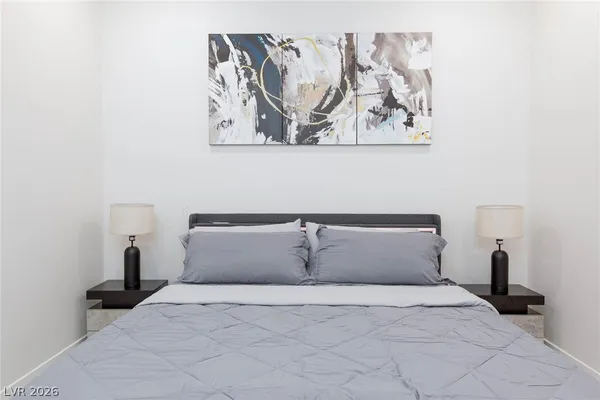 $8,000 | 6525 Ponderosa Way, Las Vegas, NV 89118