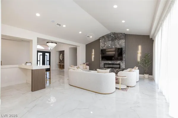 $8,000 | 6525 Ponderosa Way, Las Vegas, NV 89118