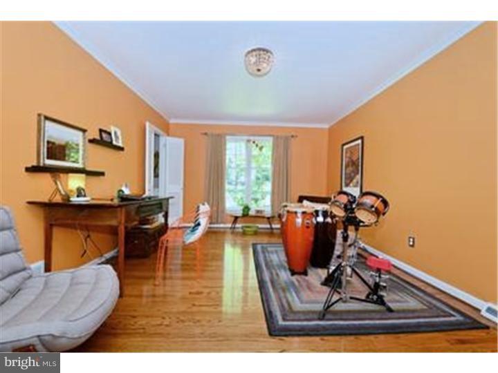 1121 Seaton Ross Road Wayne, PA 19087 - Photo 5 of 23