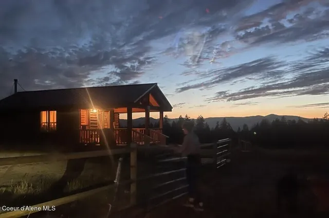 $2,200,000 | 5939 East Burma Road, Harrison, ID 83833