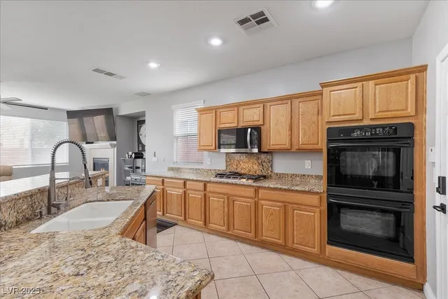 $699,900 | 10300 South Dapple Grey Road, Las Vegas, NV 89178