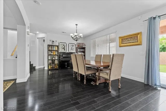 $699,900 | 10300 South Dapple Grey Road, Las Vegas, NV 89178