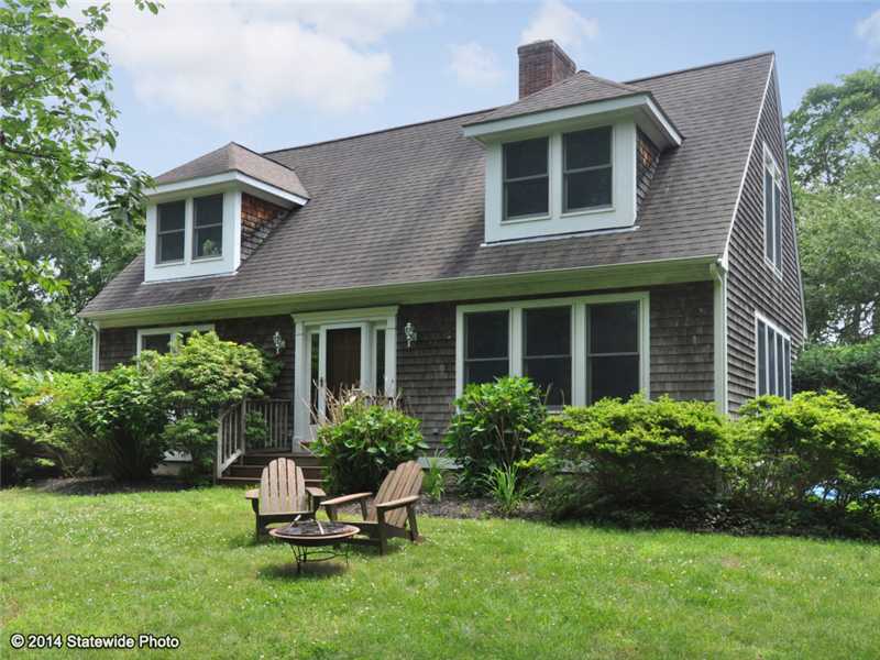 4265 Main Road Tiverton, RI 02878 - Photo 1 of 25 Exterior Front.