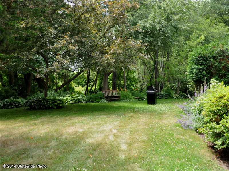 4265 Main Road Tiverton, RI 02878 - Photo 14 of 25 Yard/Garden.
