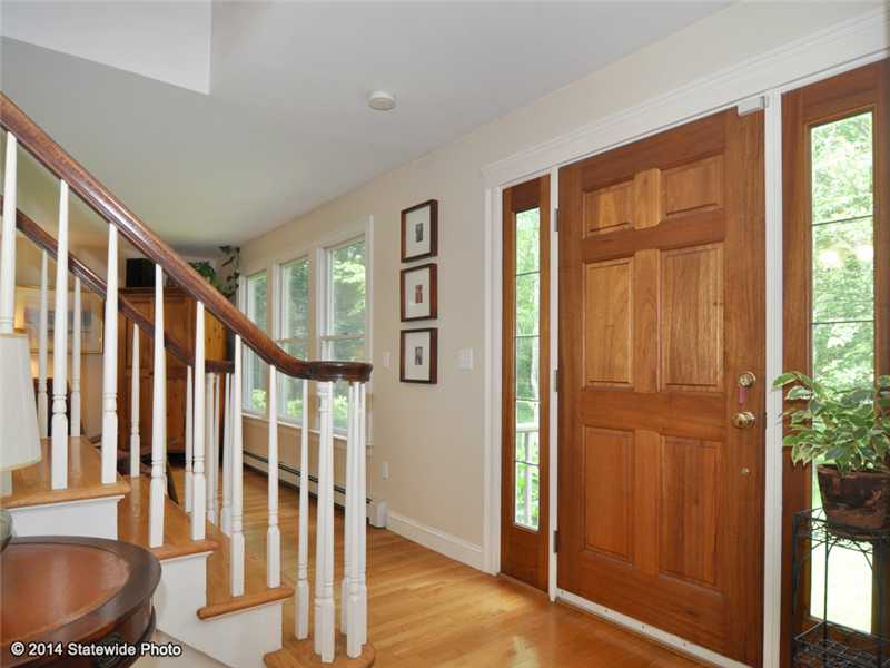 4265 Main Road Tiverton, RI 02878 - Photo 15 of 25 Entry.