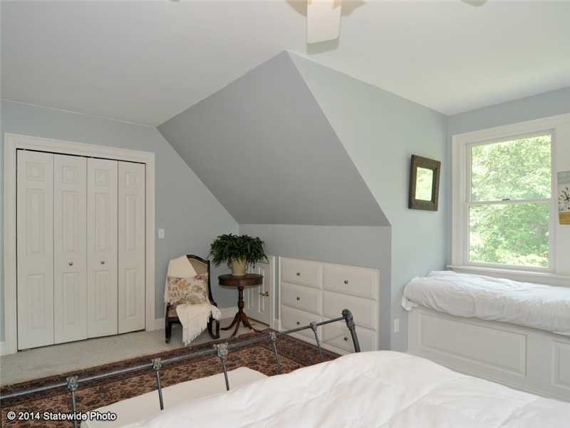 4265 Main Road Tiverton, RI 02878 - Photo 20 of 25 Bedroom.