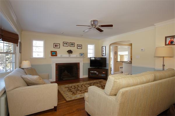 237 Ridge Street Winchester, MA 01890 - Photo 2 of 11